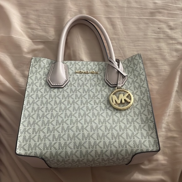 Michael Kors Bags New Michael Kors Logo Pursecrossbody Poshmark
